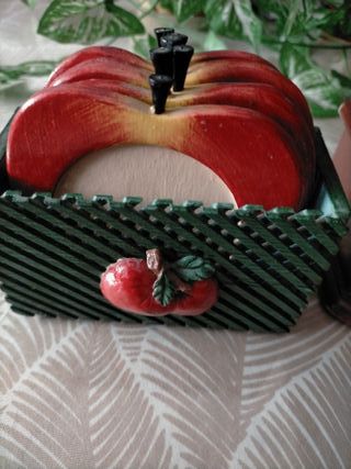 Posavasos Vintage Apple y Cuadrados