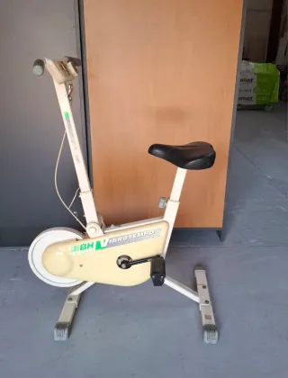 Bicicleta Estática BH Vibrotempo