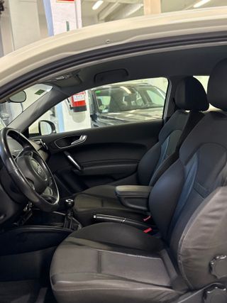 Audi A1 2011