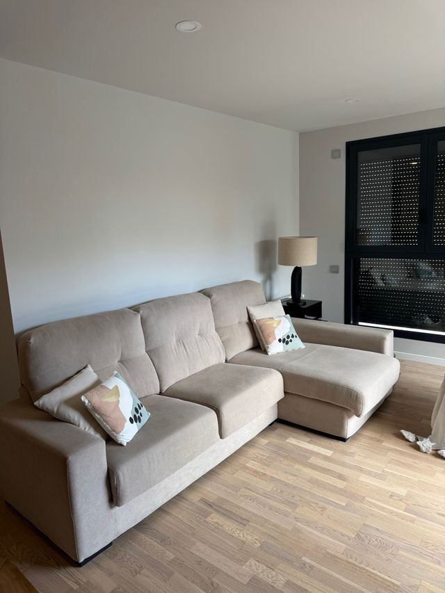 Sofá chaise longue El Corte Inglés, 3 años