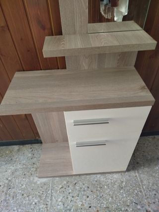 Mueble recibidor madera y cristal
