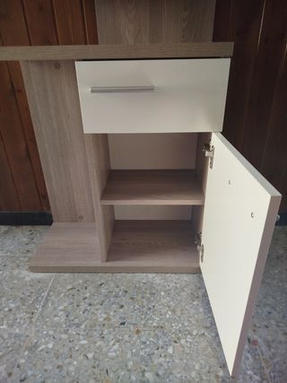 Mueble recibidor madera y cristal