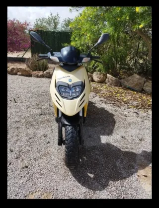 Piaggo Typhoon 125cc
