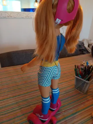 Nancy Patines Hoverboard Muñeca