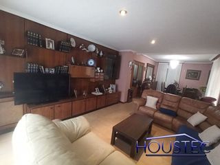 Chalet en venta en Cabanillas del Campo