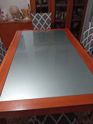 Tavolo allungabile con 4 sedie