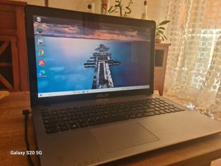 Portátil ASUS Pantalla Táctil