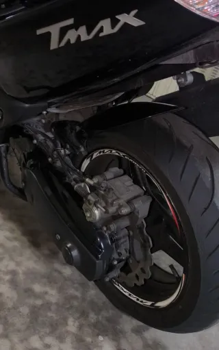 Moto Yamaha tmax abs