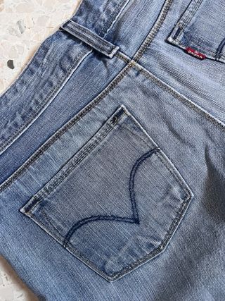 Pantalón corto Levi Strauss azul