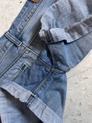 Pantalón corto Levi Strauss azul