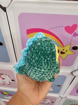 Muñeco amigurumi de pollito