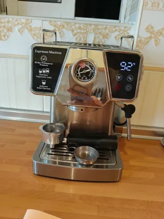 Cafetera automática Espresso Klarstein 20 Bar 