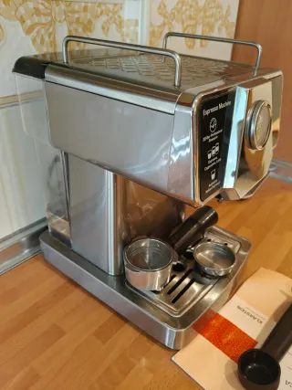Cafetera automática Espresso Klarstein 20 Bar 