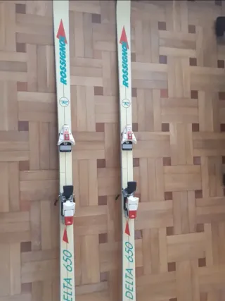 Esquís Rossignol Delta 650 con Fijaciones Salomon
