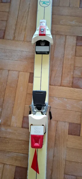 Esquís Rossignol Delta 650 con Fijaciones Salomon