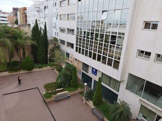 Oficina en alquiler en La Buhaira en Sevilla