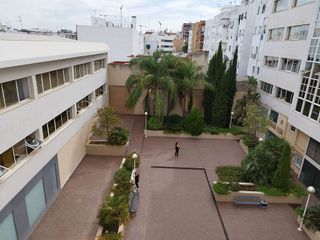 Oficina en alquiler en La Buhaira en Sevilla