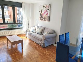 Piso en alquiler en El Coto en Gijón