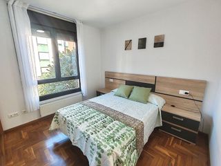 Piso en alquiler en El Coto en Gijón