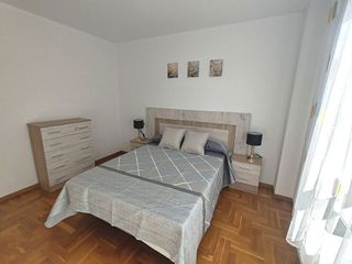 Piso en alquiler en El Coto en Gijón