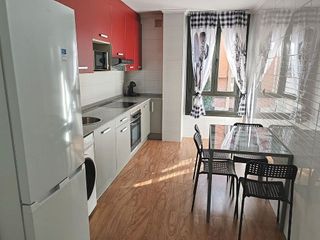 Piso en alquiler en El Coto en Gijón