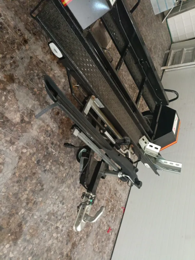 Remolque moto y bici nuevo.