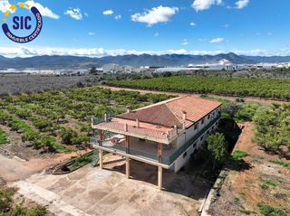 Chalet en venta en Onda