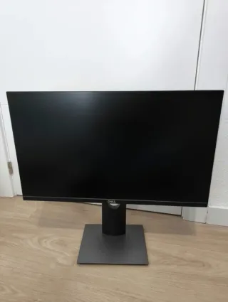 Monitor Dell 23 VGA, HDMI, DisplayPort