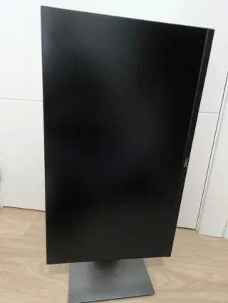 Monitor Dell 23 VGA, HDMI, DisplayPort