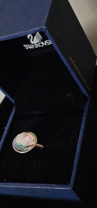 Anillo Swarovski Cristal Transparente con  reflejo
