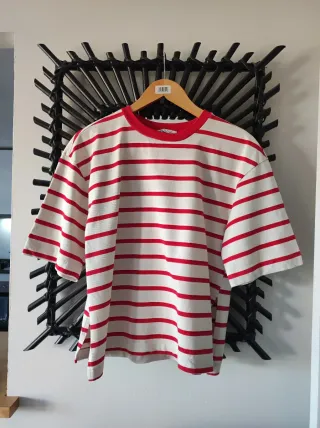 Camiseta Zara Rayas Rojas y Blancas