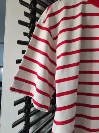 Camiseta Zara Rayas Rojas y Blancas