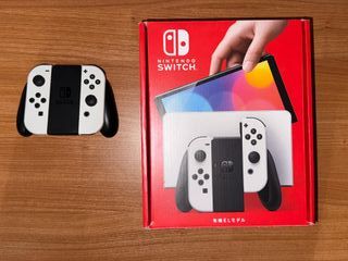 Nintendo Switch OLED Bianco/Nero