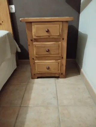 Mesitas de noche de madera
