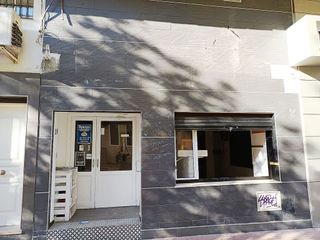 Local comercial en alquiler en Carranque - Haza Cuevas en Málaga