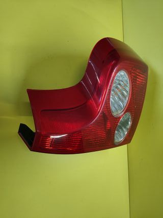 PILOTO TRASERO DERECHO VOLVO XC-90 XC90