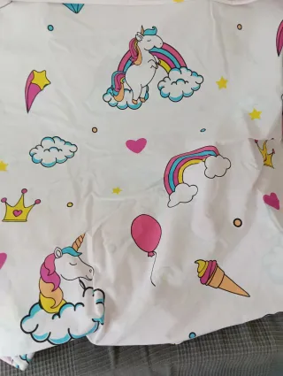 Funda nórdica y almohada unicornios
