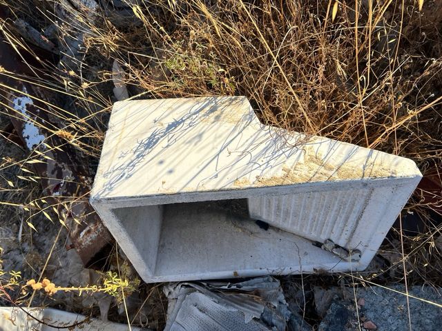 Pila de cemento para lavadero