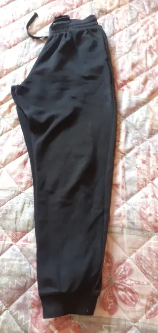 Pantalón chándal chico Talla S-M. Pantalo xandall 