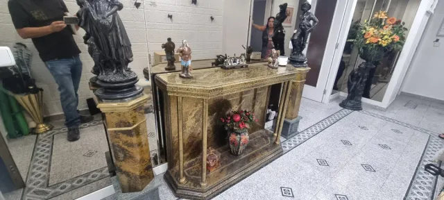 Chollo Recibidor Diseño Italiano Oro y Mármol