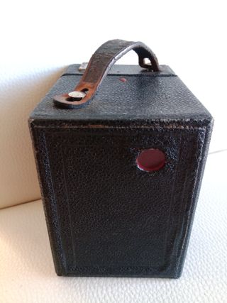 CAMARA KODAK POPULAR BROWNIE