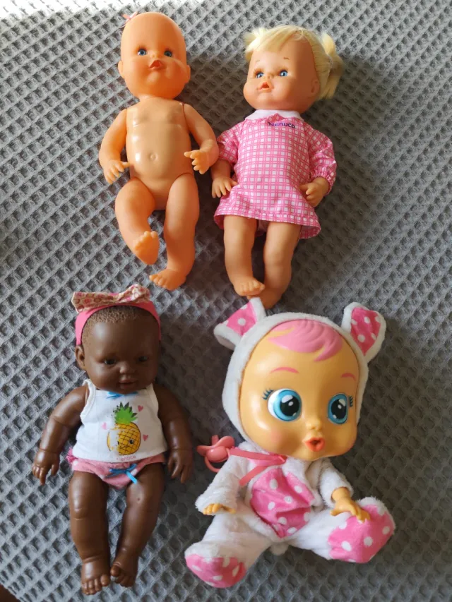 Lote 4 Muñecas Bebé