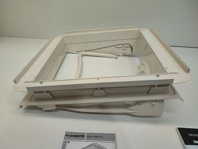 Estructura claraboya Dometic Mini Heki FL 40x40