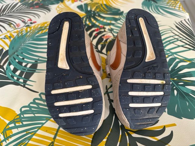 Zapatillas Nike MD Valiant Talla 26