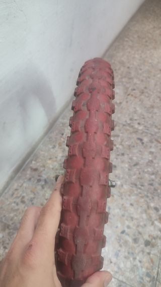 CUBIERTA MICHELÍN COBRA  20x2.125 BMX