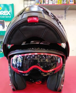 Casco de Moto LS2 Negro Brillante