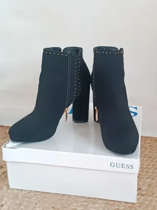 Botines Guess Tacón Talla 37 Negros