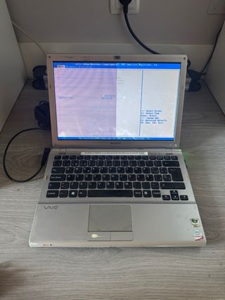 Portátil Sony Vaio para piezas o reparar.