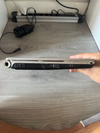 Portátil Sony Vaio para piezas o reparar.