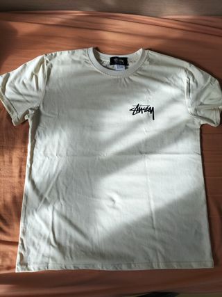 Camiseta Stussy Beige